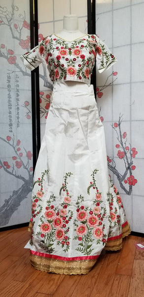 Lehanga - White and pink embroidery