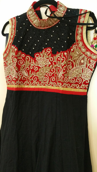 Black/Red Embroidery Churidar Size: XL (301)