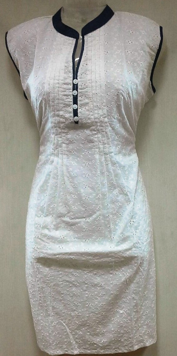 Kurthi  - White, Self Embroidary (Medium, Large, Extra Large) - 503